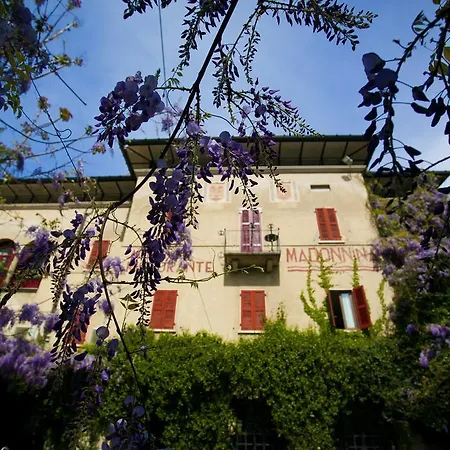 호텔 Ristorante Madonnina
